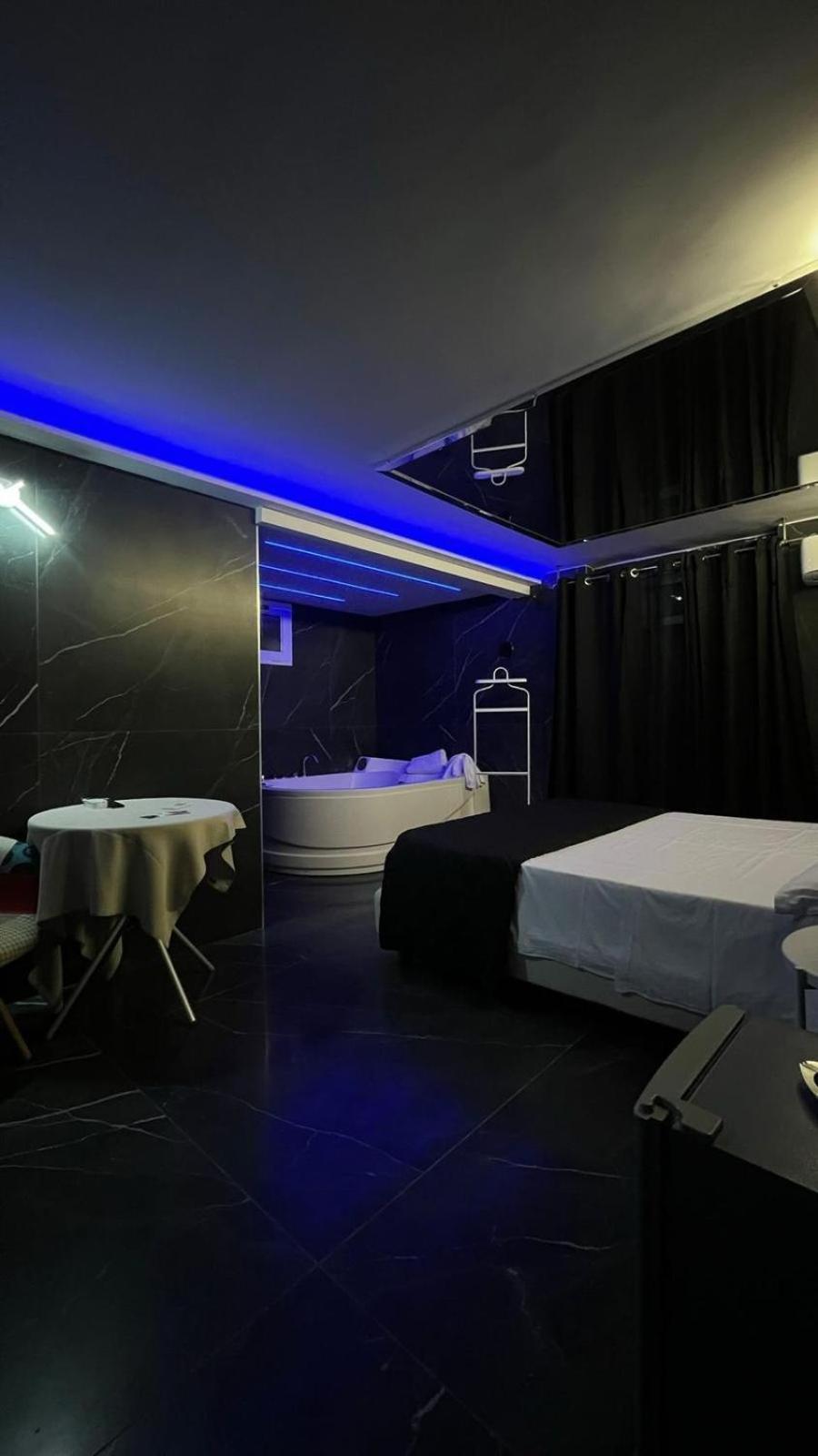 Hotel Glem Varcaturo Luaran gambar
