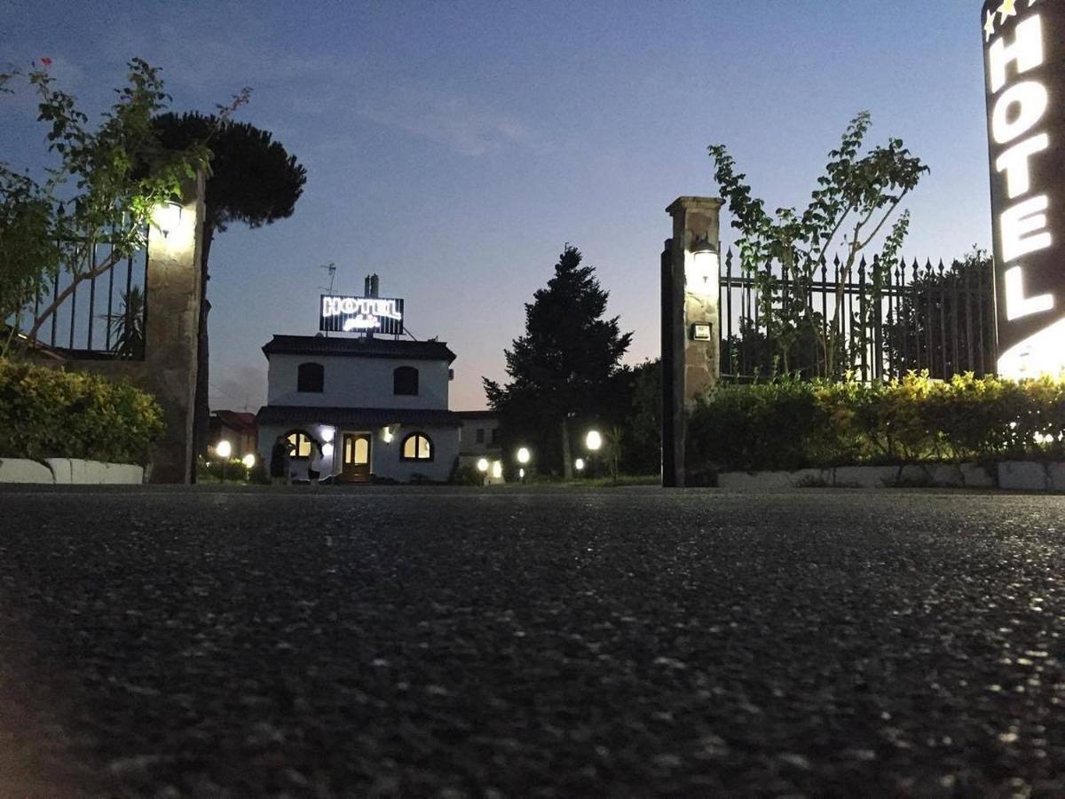 Hotel Glem Varcaturo Luaran gambar